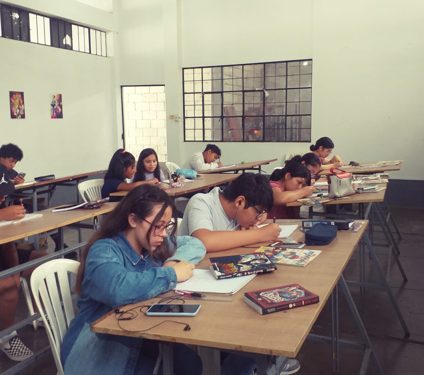 Sábados: 9:00 am. – 12:00 pm.