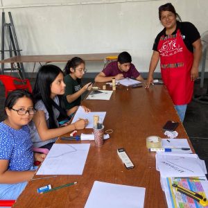 Sábados: 3:00 pm. - 6:00 pm.